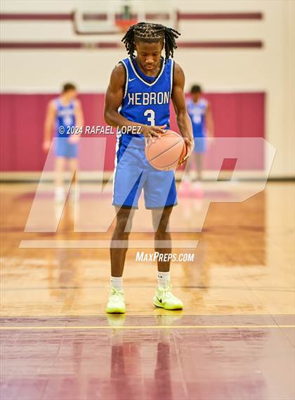 Thumbnail 2 in Randle vs. Hebron (McDonald's Texas Invitational) photogallery.