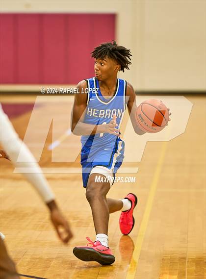 Thumbnail 2 in Randle vs. Hebron (McDonald's Texas Invitational) photogallery.