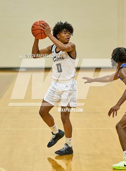 Thumbnail 1 in Randle vs. Hebron (McDonald's Texas Invitational) photogallery.