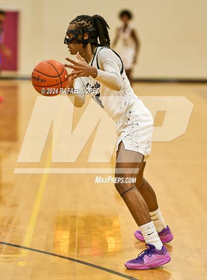 Thumbnail 2 in Randle vs. Hebron (McDonald's Texas Invitational) photogallery.