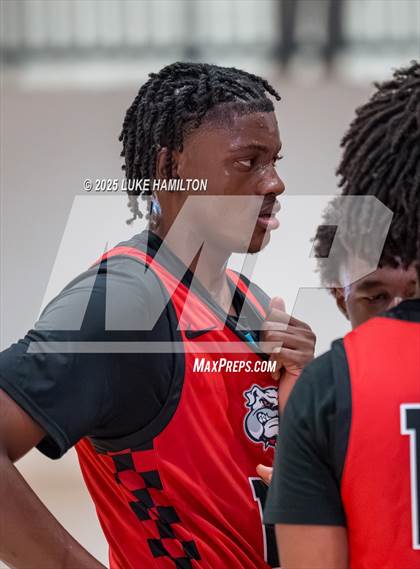 Thumbnail 2 in Tri-Cities vs. Wheeler photogallery.