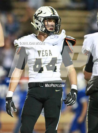 Thumbnail 2 in Stratford vs. Vega (UIL 2A Area Playoff) photogallery.