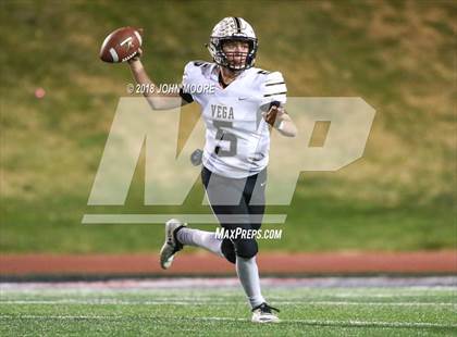 Thumbnail 1 in Stratford vs. Vega (UIL 2A Area Playoff) photogallery.