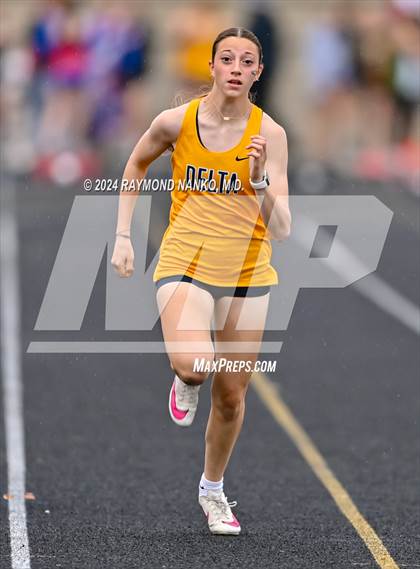 Thumbnail 2 in IHSAA Delta Sectionals (100 Meter)  photogallery.