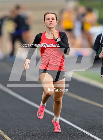 Thumbnail 2 in IHSAA Delta Sectionals (100 Meter)  photogallery.