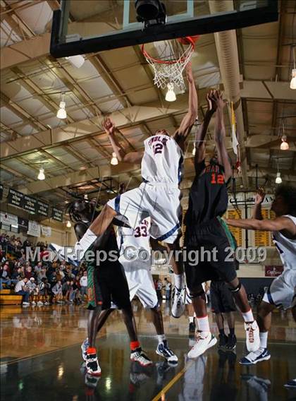 Thumbnail 3 in Findlay Prep vs Fort Myers Dunbar (City of Palms Classic) photogallery.