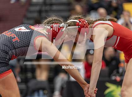 Thumbnail 3 in Women's Ironman (Finals) photogallery.