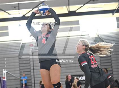 Thumbnail 3 in Mater Dei vs. Timpview (Durango Fall Classic) photogallery.