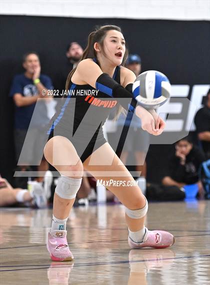 Thumbnail 1 in Mater Dei vs. Timpview (Durango Fall Classic) photogallery.