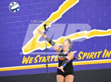 Thumbnail 3 in Mater Dei vs. Timpview (Durango Fall Classic) photogallery.