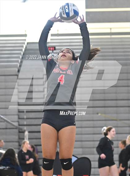 Thumbnail 2 in Mater Dei vs. Timpview (Durango Fall Classic) photogallery.