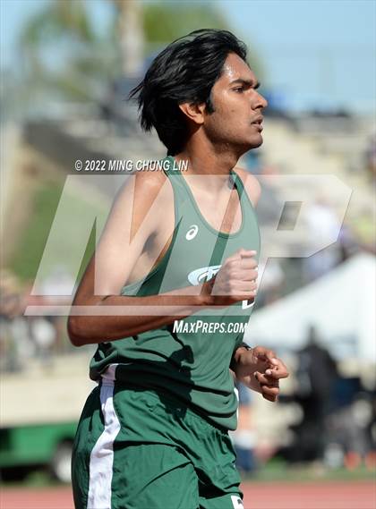 Thumbnail 2 in Irvine/Asics Distance Carnival  photogallery.