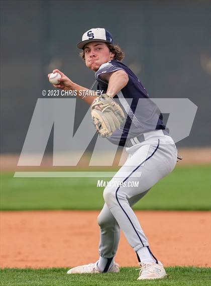 Thumbnail 3 in Cactus Shadows @ Canyon View photogallery.