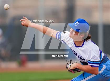 Thumbnail 3 in Cactus Shadows @ Canyon View photogallery.