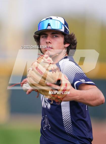 Thumbnail 3 in Cactus Shadows @ Canyon View photogallery.