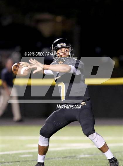 Thumbnail 1 in Pope John XXIII @ Paramus Catholic photogallery.