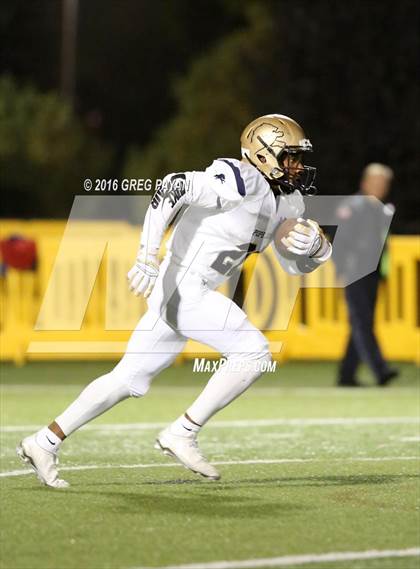 Thumbnail 2 in Pope John XXIII @ Paramus Catholic photogallery.