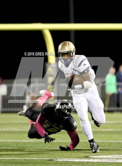 Thumbnail 1 in Pope John XXIII @ Paramus Catholic photogallery.