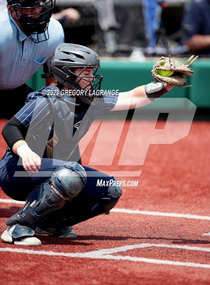 Thumbnail 3 in Flower Mound vs Keller (UIL 6A Regional Semifinals) photogallery.