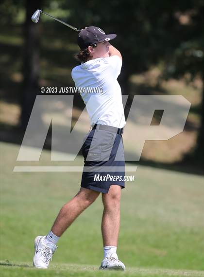 Thumbnail 1 in AAA 3A Class 5 District Playoff photogallery.