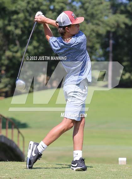 Thumbnail 1 in AAA 3A Class 5 District Playoff photogallery.
