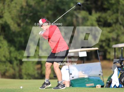 Thumbnail 3 in AAA 3A Class 5 District Playoff photogallery.