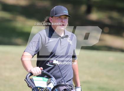 Thumbnail 2 in AAA 3A Class 5 District Playoff photogallery.