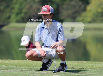 Thumbnail 1 in AAA 3A Class 5 District Playoff photogallery.