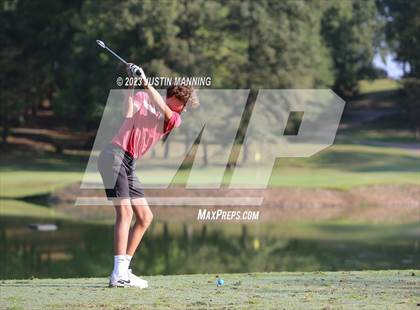 Thumbnail 2 in AAA 3A Class 5 District Playoff photogallery.
