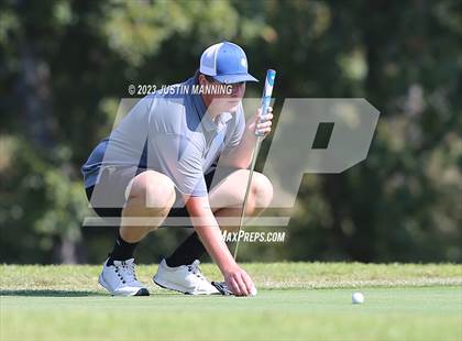 Thumbnail 3 in AAA 3A Class 5 District Playoff photogallery.