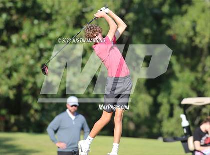 Thumbnail 1 in AAA 3A Class 5 District Playoff photogallery.