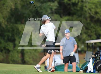 Thumbnail 3 in AAA 3A Class 5 District Playoff photogallery.