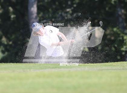 Thumbnail 1 in AAA 3A Class 5 District Playoff photogallery.