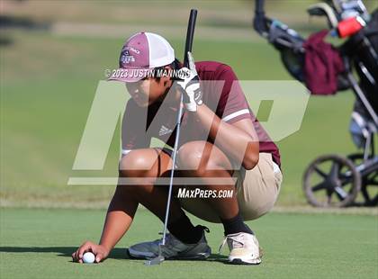 Thumbnail 1 in AAA 3A Class 5 District Playoff photogallery.