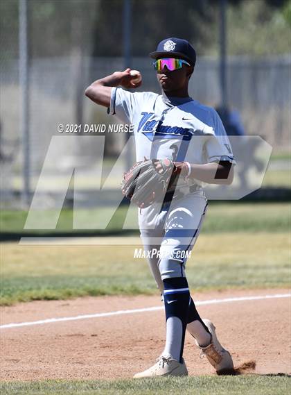 Thumbnail 1 in Villanova Prep @ Desert Christian photogallery.