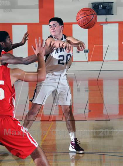 Thumbnail 2 in Burroughs vs. Rosemead (Poly Tournament) photogallery.