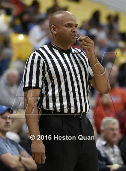 Thumbnail 3 in Crespi vs. Redondo Union (CIF SoCal Regional D1 Final) photogallery.
