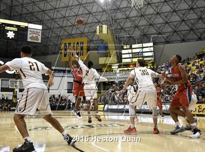 Thumbnail 1 in Crespi vs. Redondo Union (CIF SoCal Regional D1 Final) photogallery.