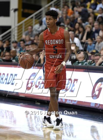 Thumbnail 1 in Crespi vs. Redondo Union (CIF SoCal Regional D1 Final) photogallery.