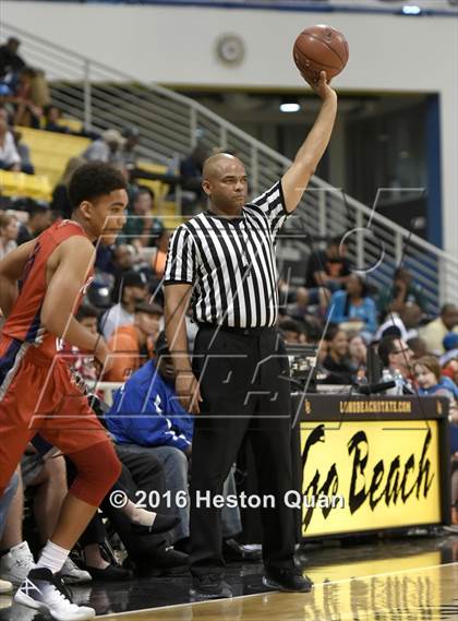 Thumbnail 1 in Crespi vs. Redondo Union (CIF SoCal Regional D1 Final) photogallery.