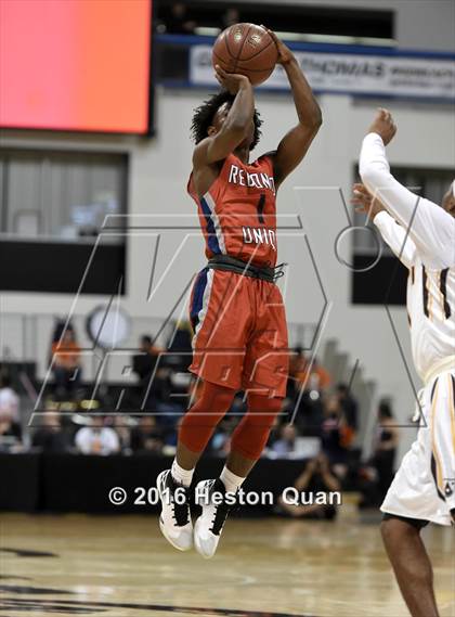 Thumbnail 2 in Crespi vs. Redondo Union (CIF SoCal Regional D1 Final) photogallery.