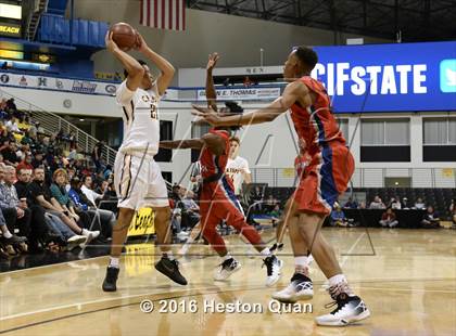 Thumbnail 3 in Crespi vs. Redondo Union (CIF SoCal Regional D1 Final) photogallery.