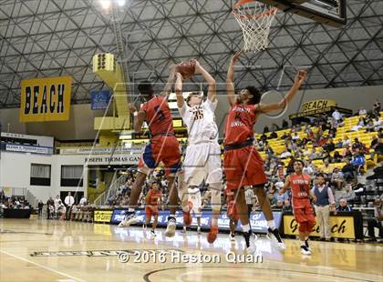 Thumbnail 2 in Crespi vs. Redondo Union (CIF SoCal Regional D1 Final) photogallery.