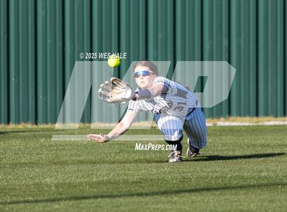 Thumbnail 3 in Bartlett @ Arlington photogallery.