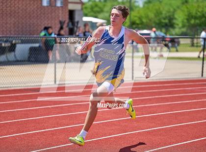 Thumbnail 3 in Lake Houston Conquerors Invitational (4x200M) photogallery.
