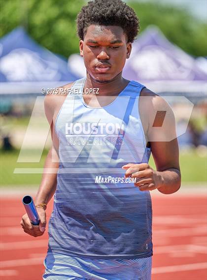 Thumbnail 3 in Lake Houston Conquerors Invitational (4x200M) photogallery.