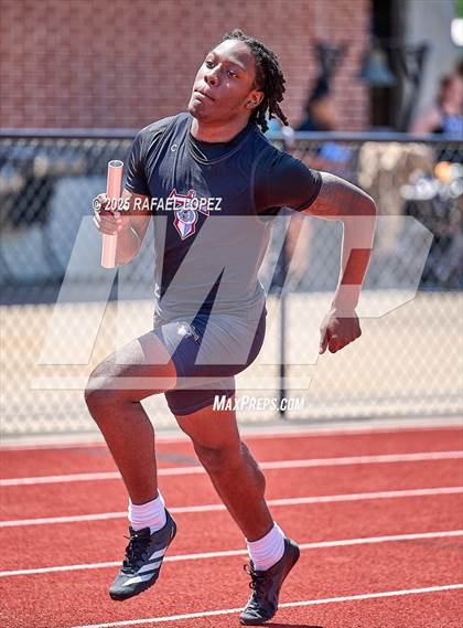 Thumbnail 1 in Lake Houston Conquerors Invitational (4x200M) photogallery.