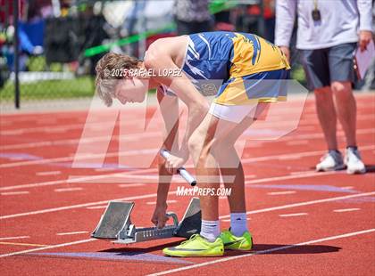 Thumbnail 3 in Lake Houston Conquerors Invitational (4x200M) photogallery.