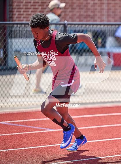 Thumbnail 3 in Lake Houston Conquerors Invitational (4x200M) photogallery.