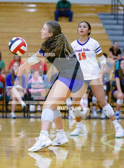 Thumbnail 3 in The Woodlands vs Grand Oaks photogallery.